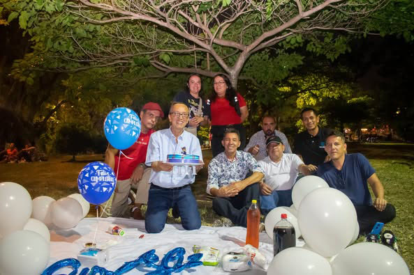 freddy-cumple-feliz-su-cumpleanos-01