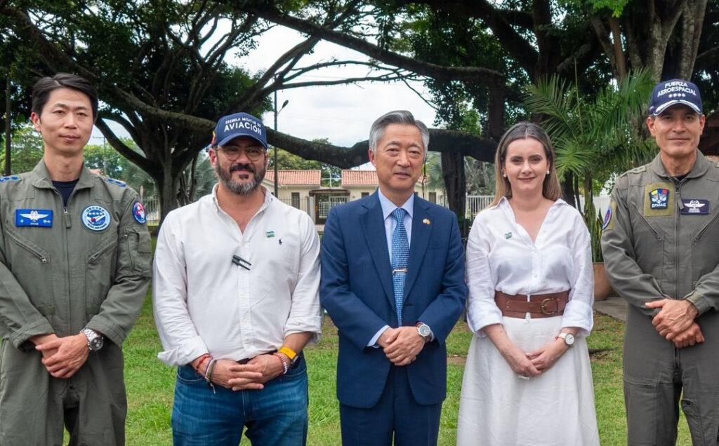 cali-y-corea-del-sur-unen-esfuerzos-por-el-desarrollo-tecnologico-y-cultural-03