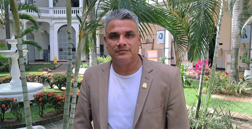 diputado-del-valle-pide-compromiso-con-los-carretilleros-en-pleno-debate-02
