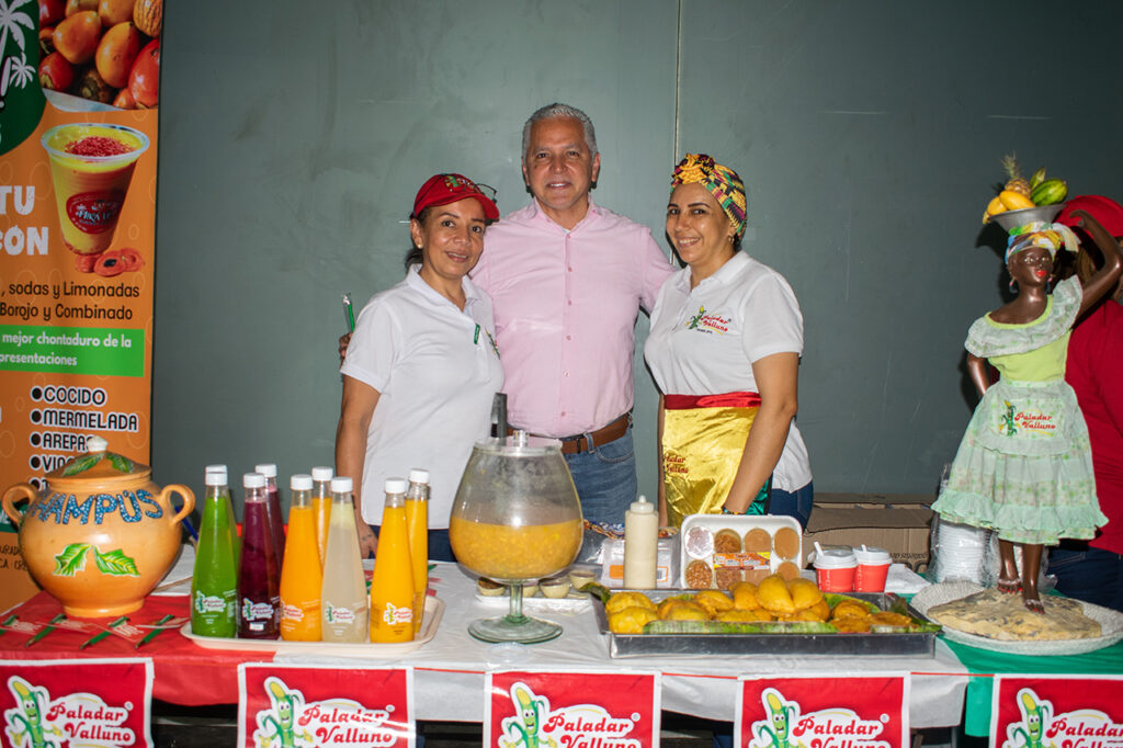 la-terminal-de-transportes-de-cali-se-viste-de-petronio-alvarez-04