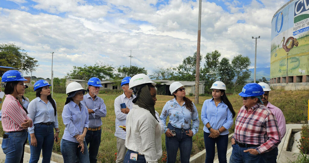 palmira-adoptar-sistema-innovador-de-tratamiento-de-agua-residuales-implementado-en-buga-con-inversion-dee-cvc-03