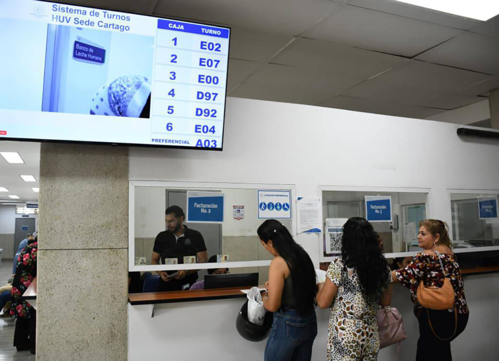 mas-de-285000-pacientes-fueron-atendidos-en-el-primer-ano-del-huv-de-cartago-03