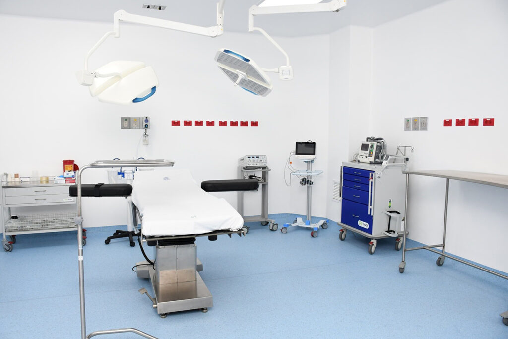 mas-de-285000-pacientes-fueron-atendidos-en-el-primer-ano-del-huv-de-cartago-04