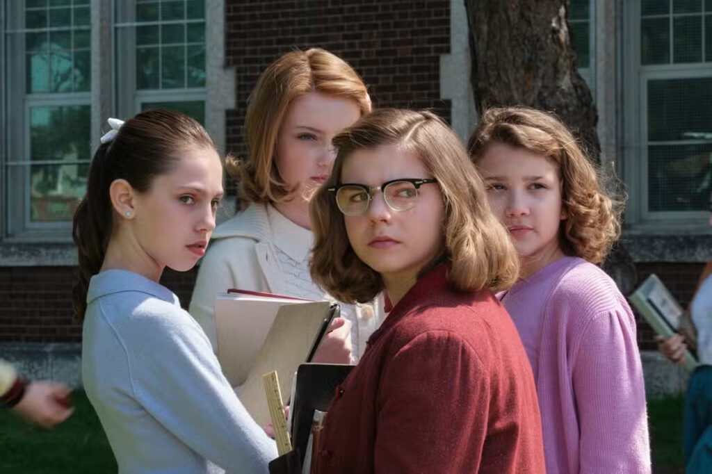 hbo-presenta-welcome-to-derry-la-serie-que-explora-el-origen-del-payaso-mas-temido-03