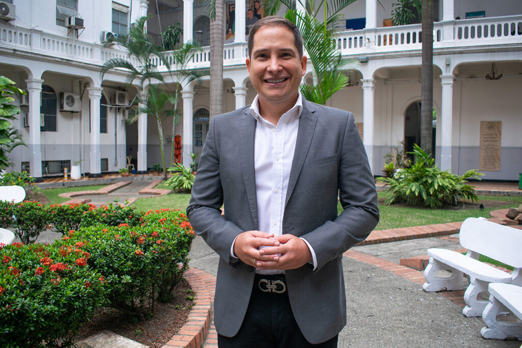 inicio-la-ultima-jornada-legislativa-del-ano-en-la-asamblea-del-valle-01