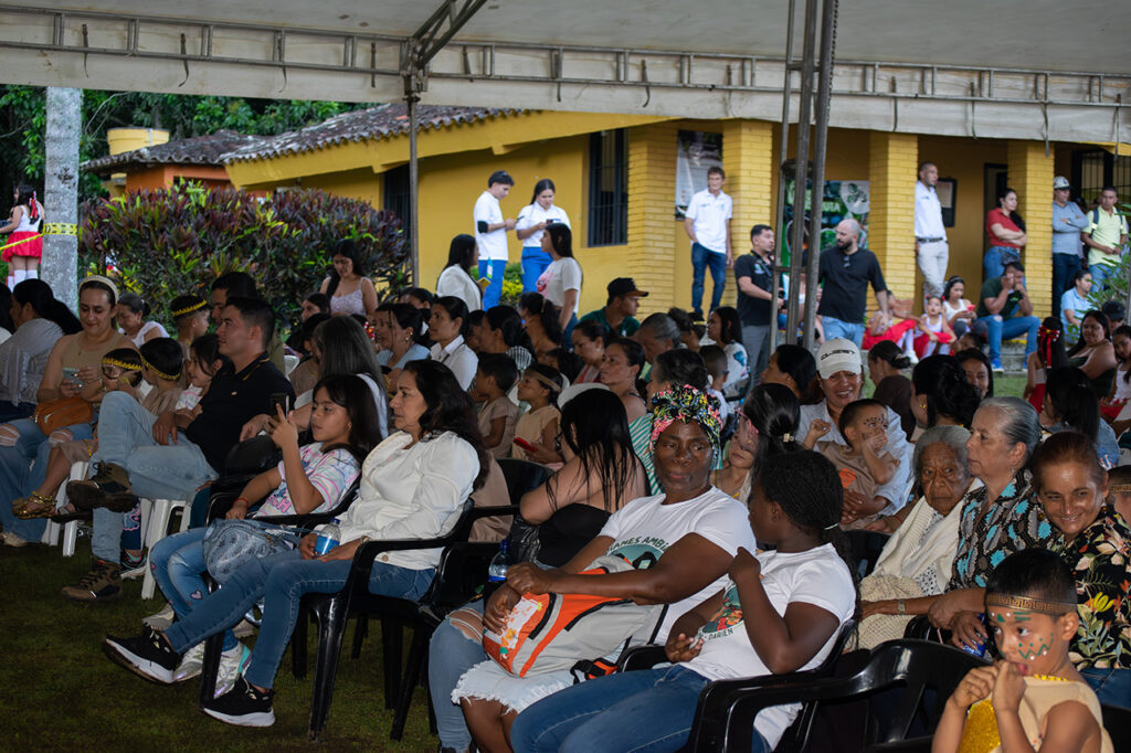inciva-celebro-los-44-anos-del-museo-arqueologico-calima-04