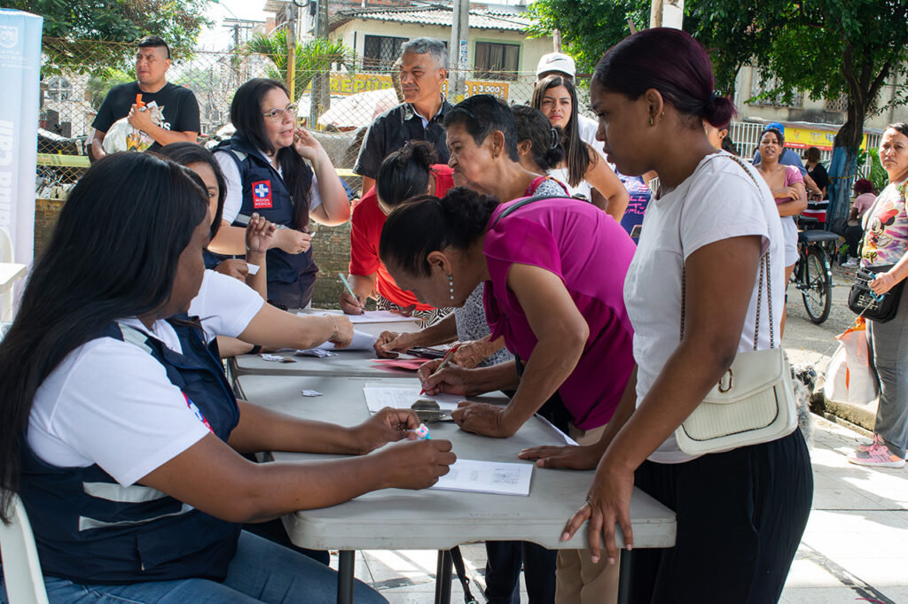 secretaria-de-salud-llego-con-servicios-a-republica-de-israel-comuna-16-de-cali-02