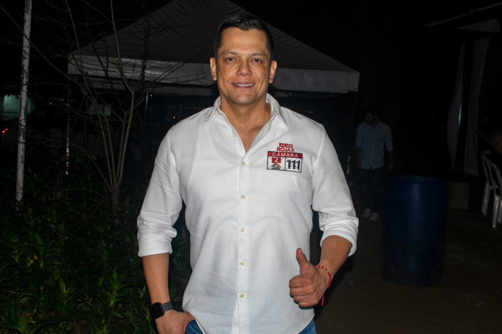 julian-rojas-apuesta-por-el-valle-del-cauca-desde-el-trabajo-social-y-el-dialogo-ciudadano-02