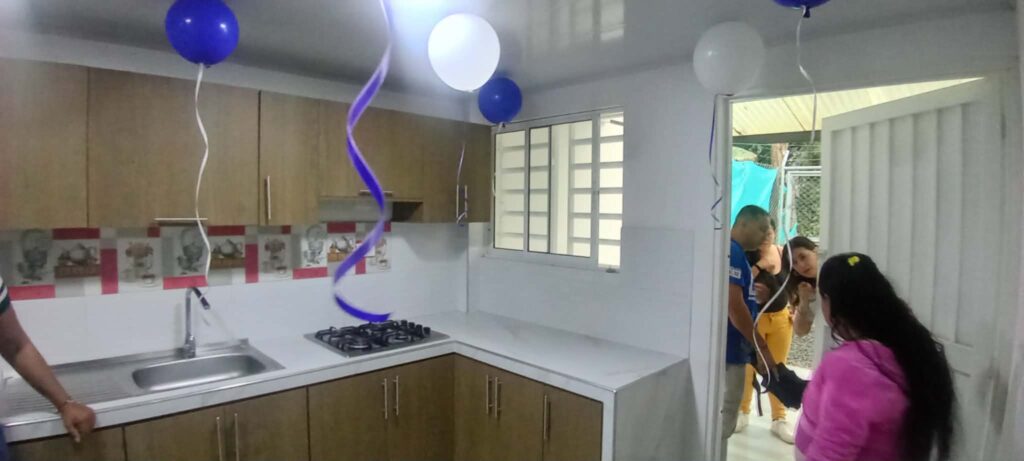 iniciativa-social-brinda-vivienda-digna-a-familia-vulnerable-en-trujillo-03