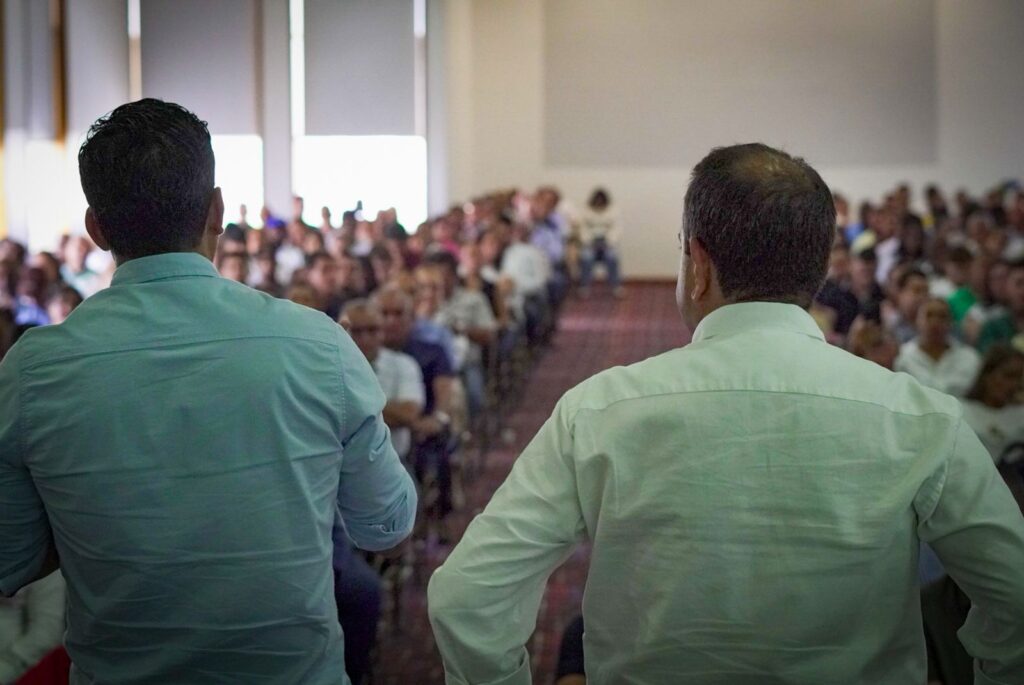 julian-lopez-tenorio-fortalece-la-candidatura-de-juan-fernando-cristo-con-respaldo-oficial-04