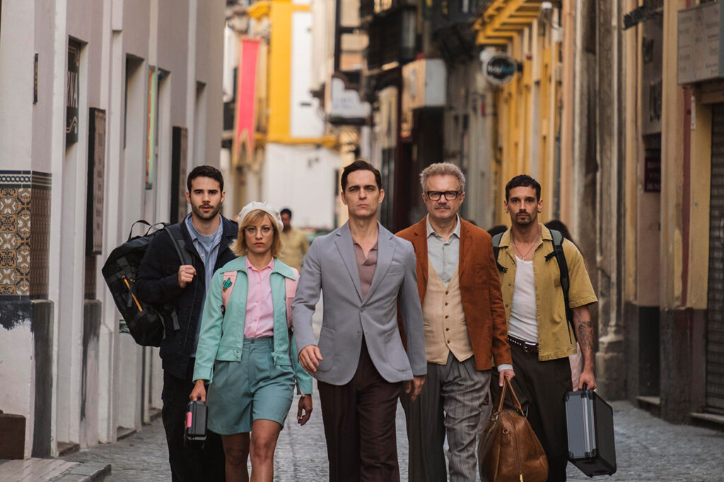 berlin-regresa-con-el-golpe-mas-elegante-y-peligroso-en-sevilla-01