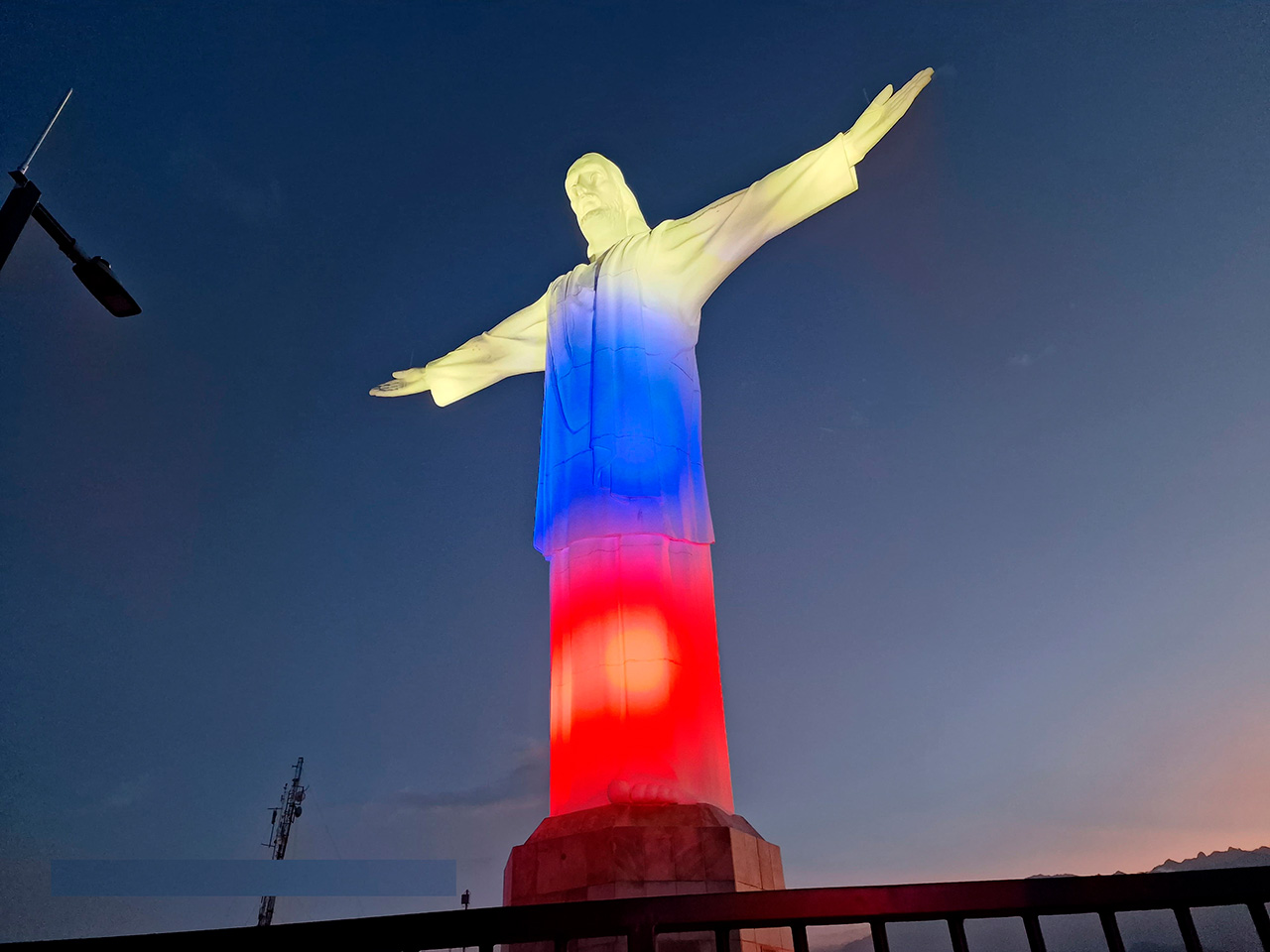 cali-se-ilumina-con-los-colores-de-colombia-para-apoyar-a-la-seleccion-en-el-mundial-2026-02