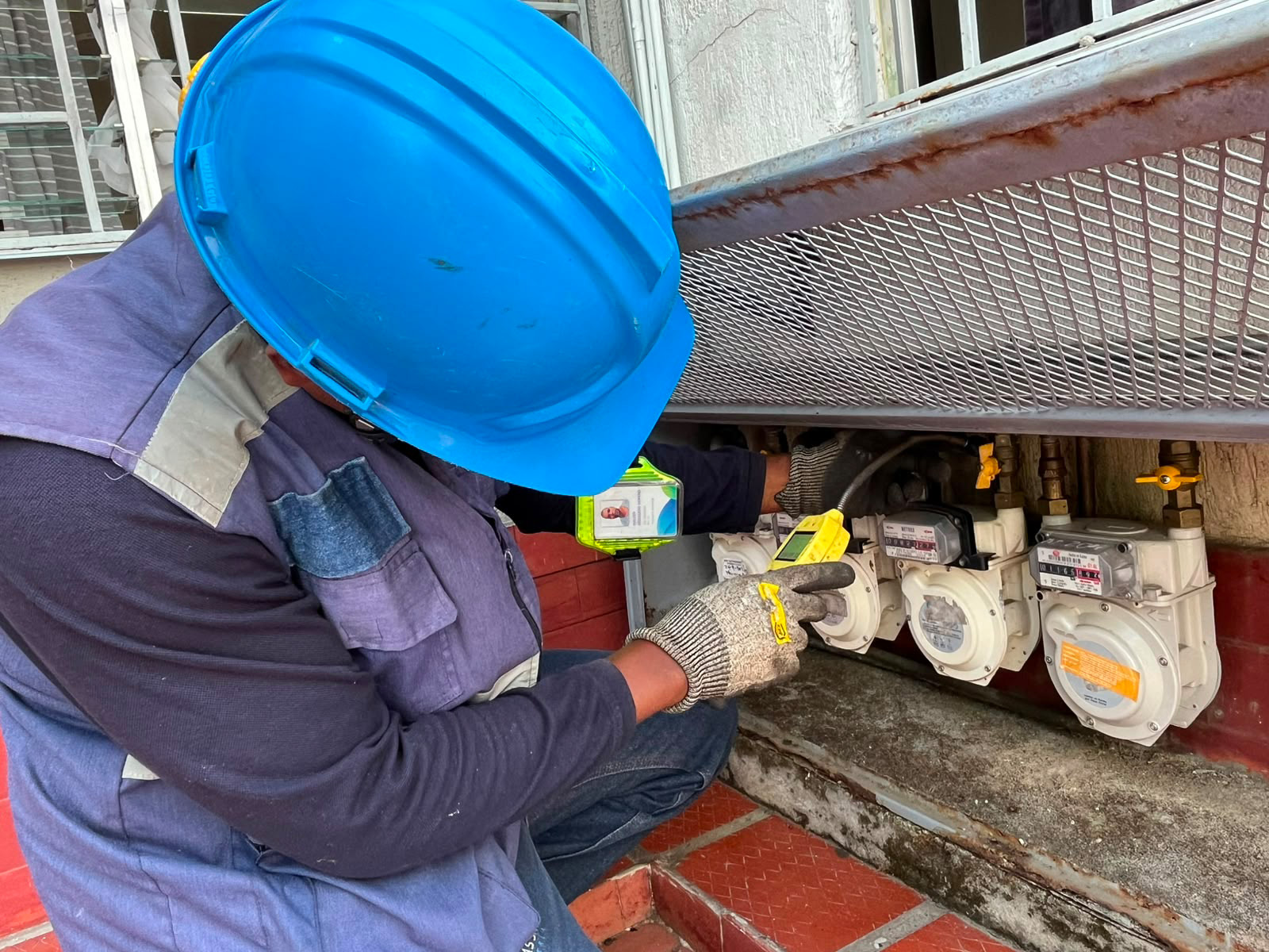 gdo-se-prepara-para-restablecer-de-forma-segura-el-servicio-de-gas-natural-en-los-barrios-capri-alameda-y-refugio-de-cali-02